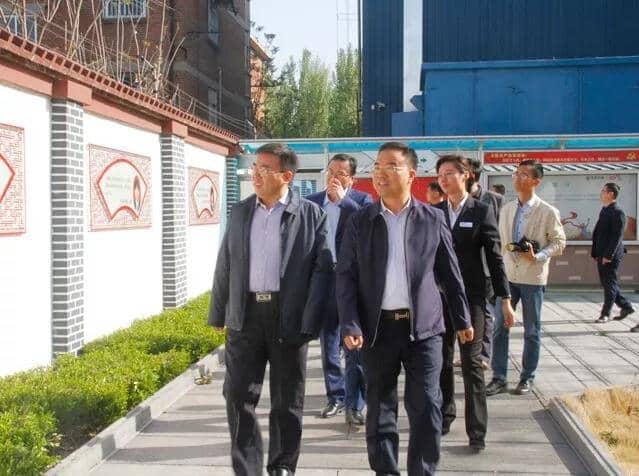 區(qū)委常委、區(qū)紀(jì)委書記、區(qū)監(jiān)委主任王慶峰調(diào)研天意機(jī)械